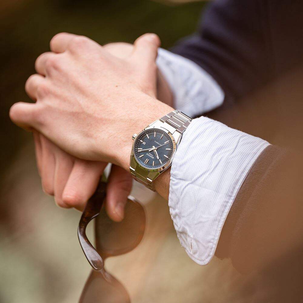 casio-efk-110d-2adr-erkek-kol-saati-14800.jpg